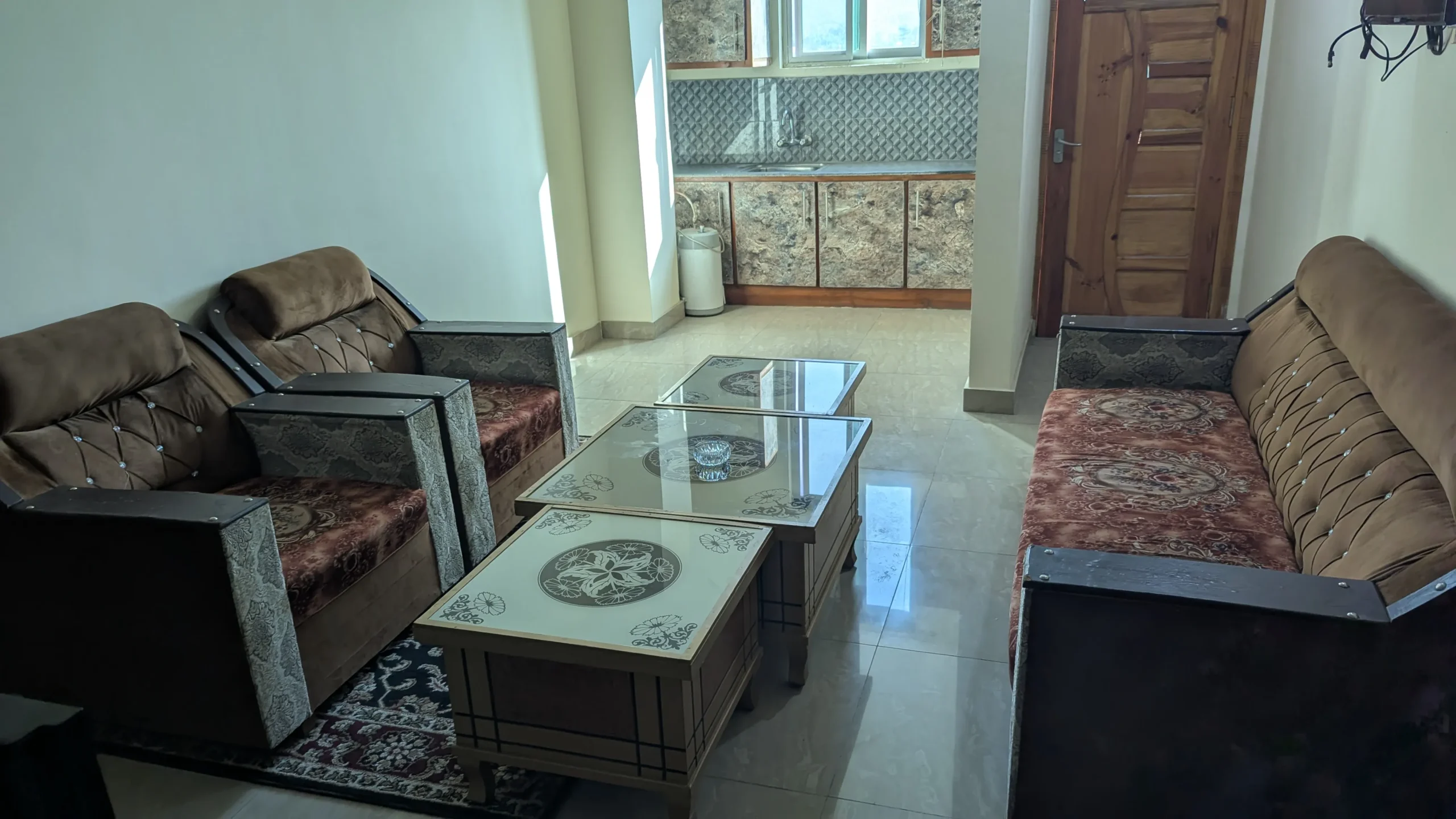 2 bed apartment fully furnished - Image 5